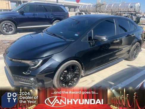 Used 2021 Toyota Corolla SE w/ SE Premium Package image 1