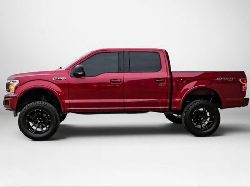 Used 2018 Ford F150 XLT w/ Equipment Group 302A Luxury AWD/4WD image 9