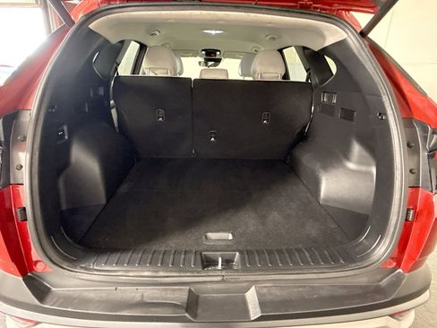 Used 2025 Hyundai Tucson SEL FWD image 35