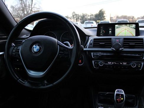 Used 2017 BMW 340i Gran Turismo xDrive 340i xDrive Gran Turismo image 11