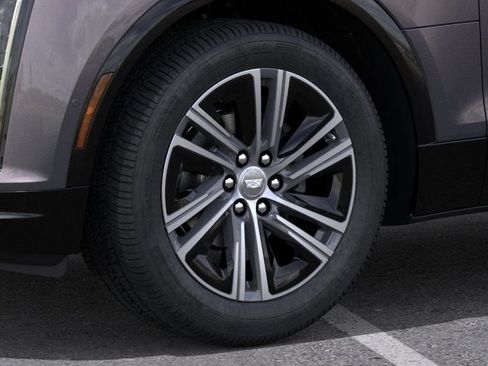 New 2025 Cadillac Lyriq Luxury image 9