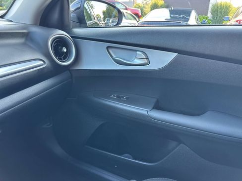 Used 2024 Kia Forte LXS FWD image 29