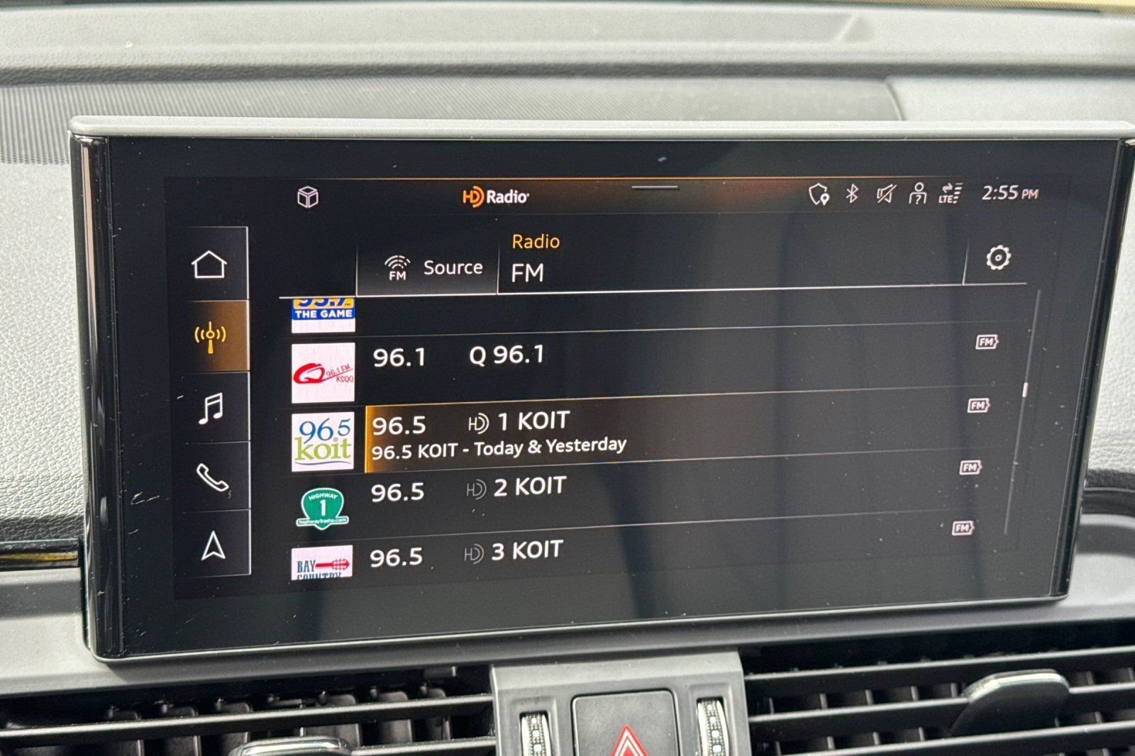 Used 2022 Audi Q5 2.0T Premium Plus w/ Premium Plus Package AWD/4WD image 20