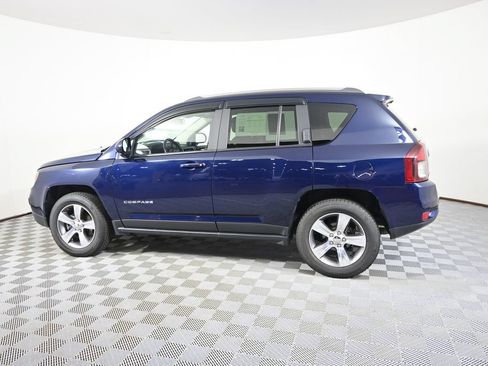Used 2017 Jeep Compass High Altitude AWD/4WD image 3