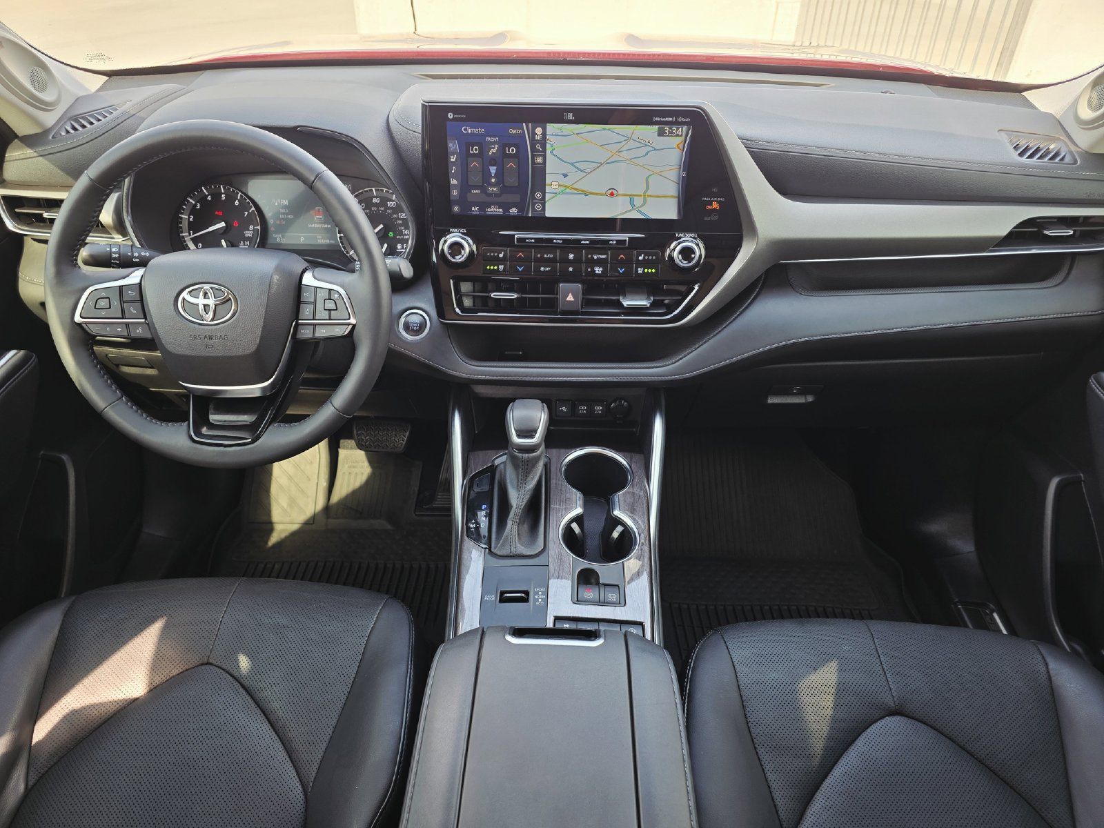 Used 2021 Toyota Highlander Limited FWD image 13