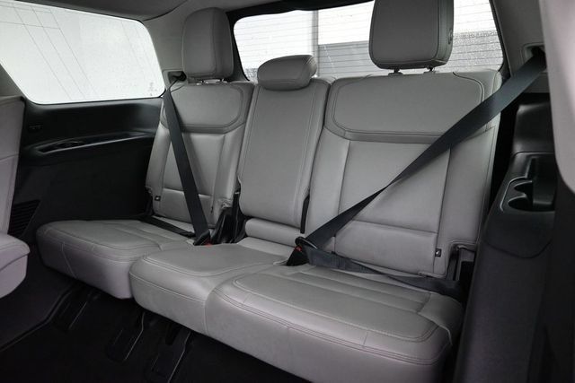 Certified 2025 Ford Expedition Active AWD/4WD image 29
