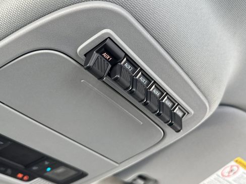 New 2025 Ford F450 XL w/ XL Chrome Package image 29