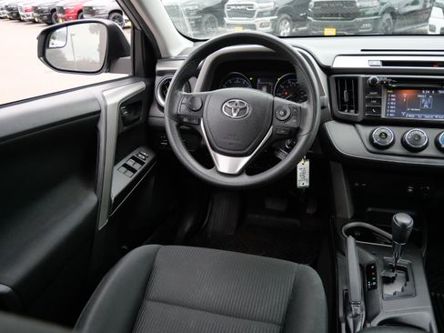 Used 2017 Toyota RAV4 LE w/ All Weather Liner Package AWD/4WD image 9