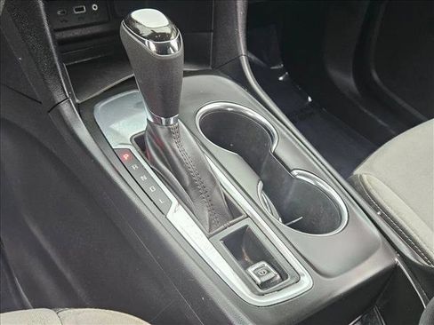 Used 2019 Chevrolet Equinox LS image 8