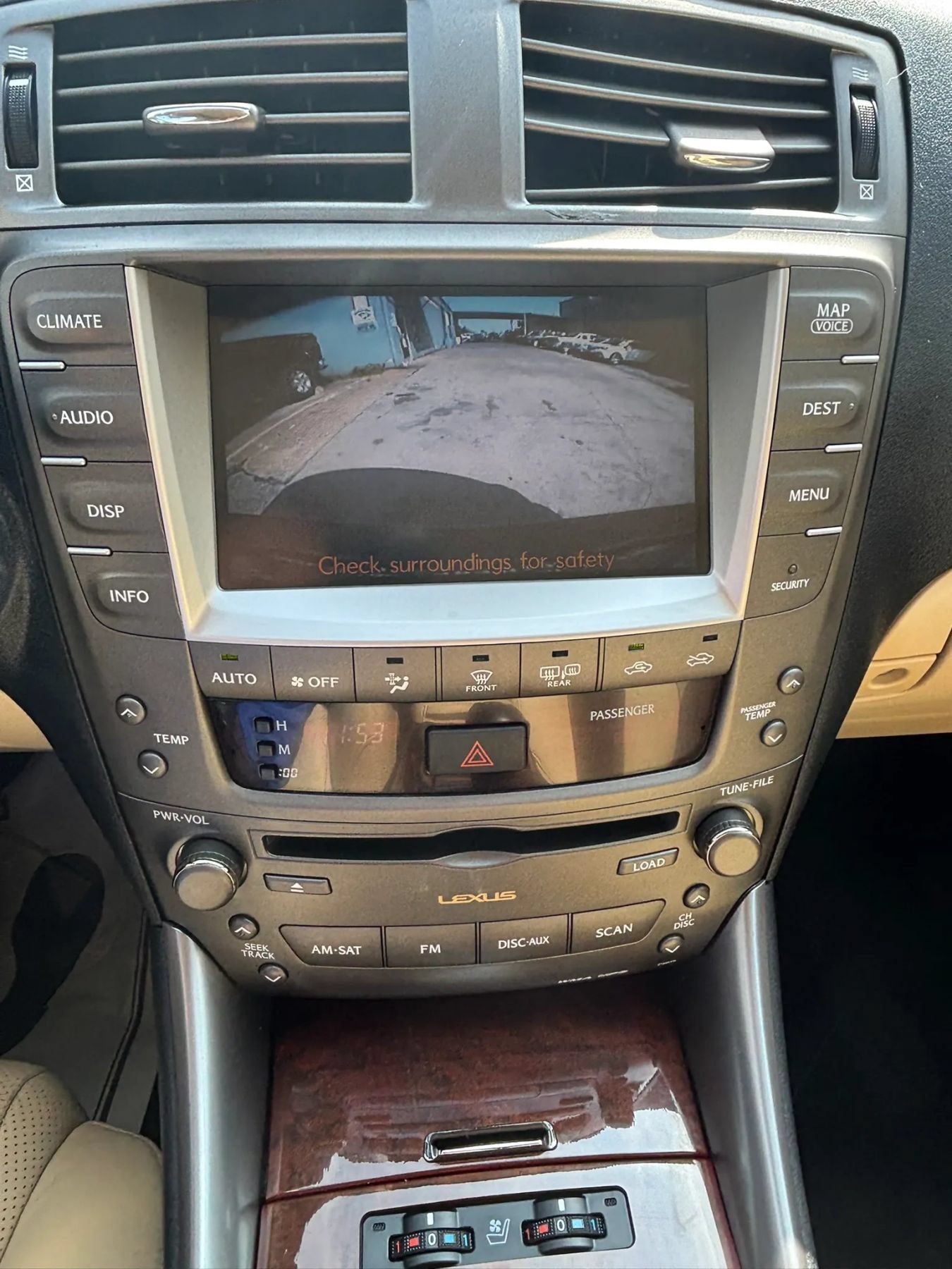 Used 2008 Lexus IS 250 w/ Premium Pkg RWD image 10