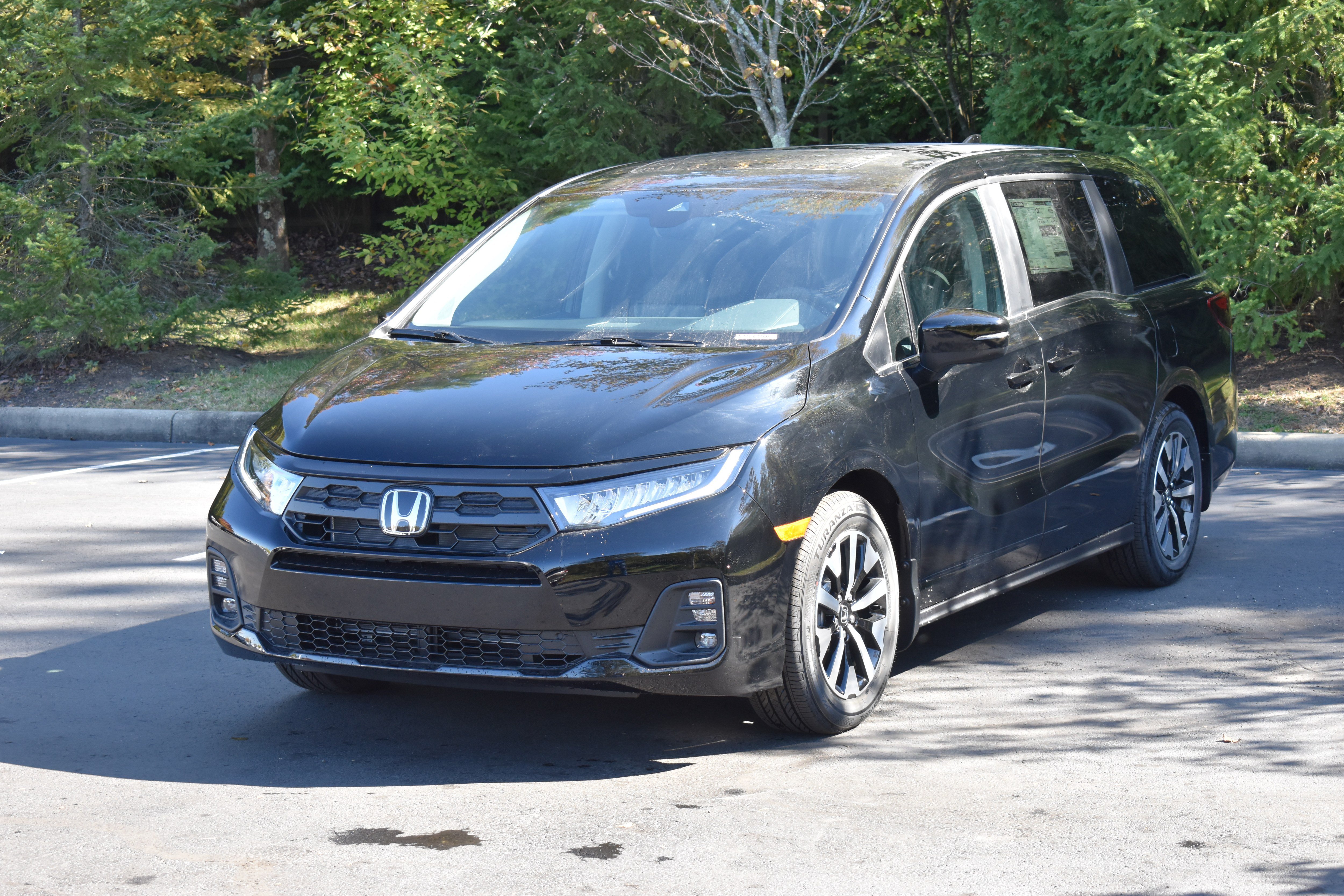 New 2027 Honda Odyssey EX-L image 3