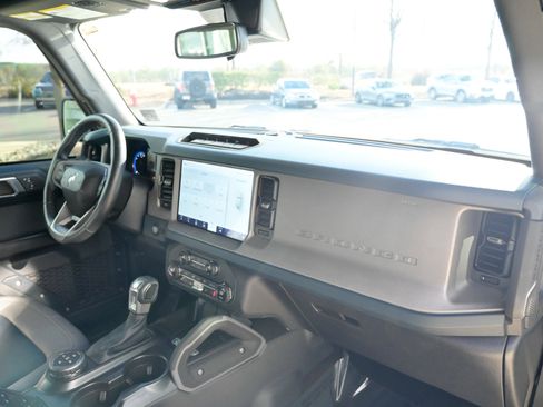 Used 2024 Ford Bronco Outer Banks w/ Sasquatch Package image 52