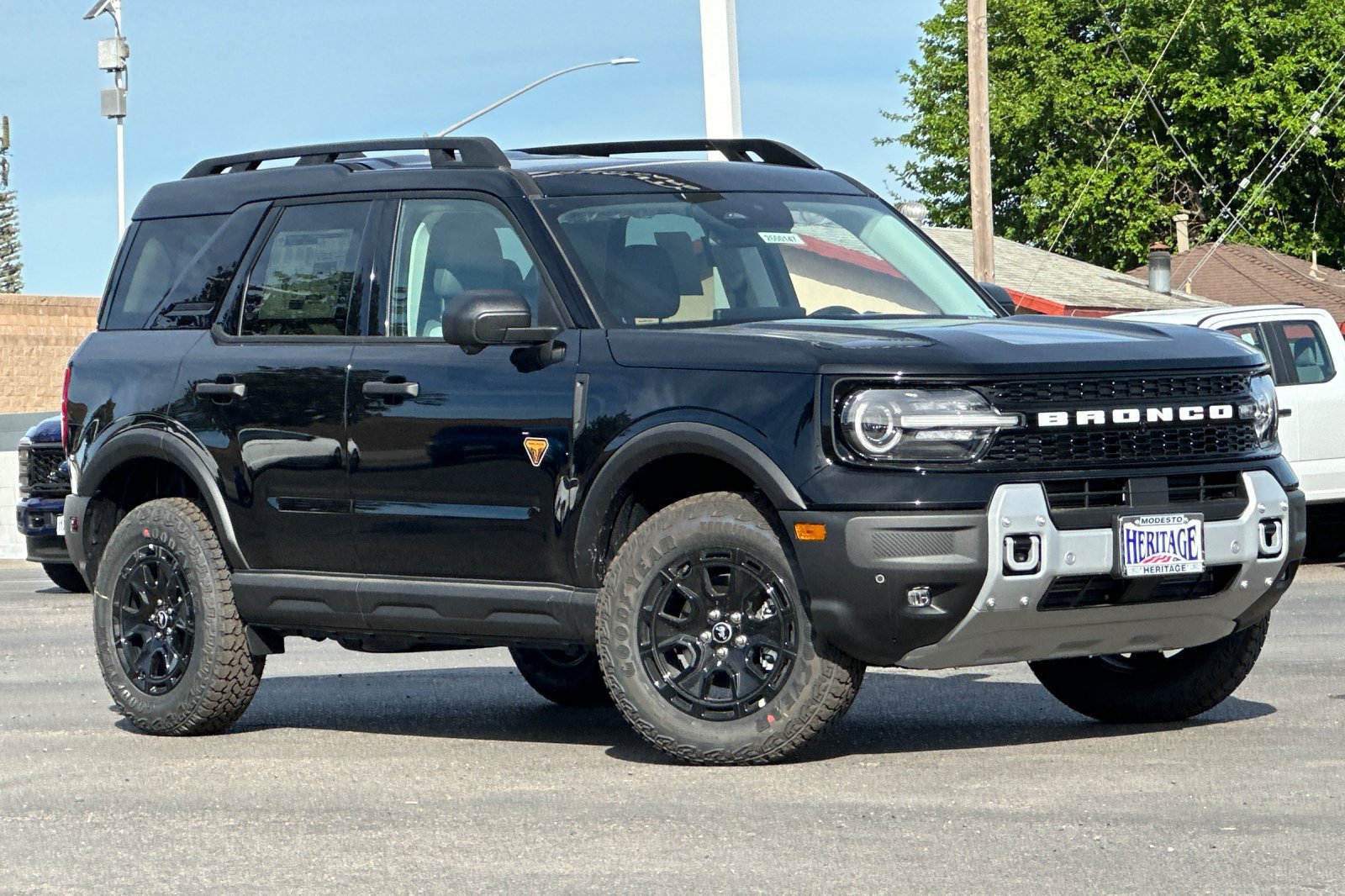 New 2026 Ford Bronco Sport Badlands w/ Sasquatch Badlands Package AWD/4WD image 2