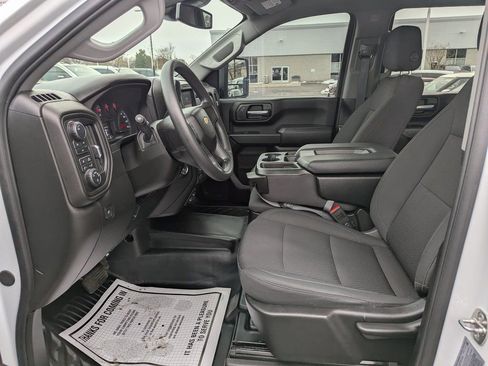 Used 2024 Chevrolet Silverado 3500 W/T image 14