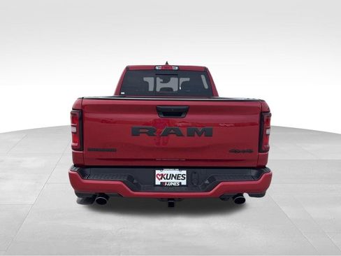 New 2026 RAM 1500 4x4 Crew Cab image 8