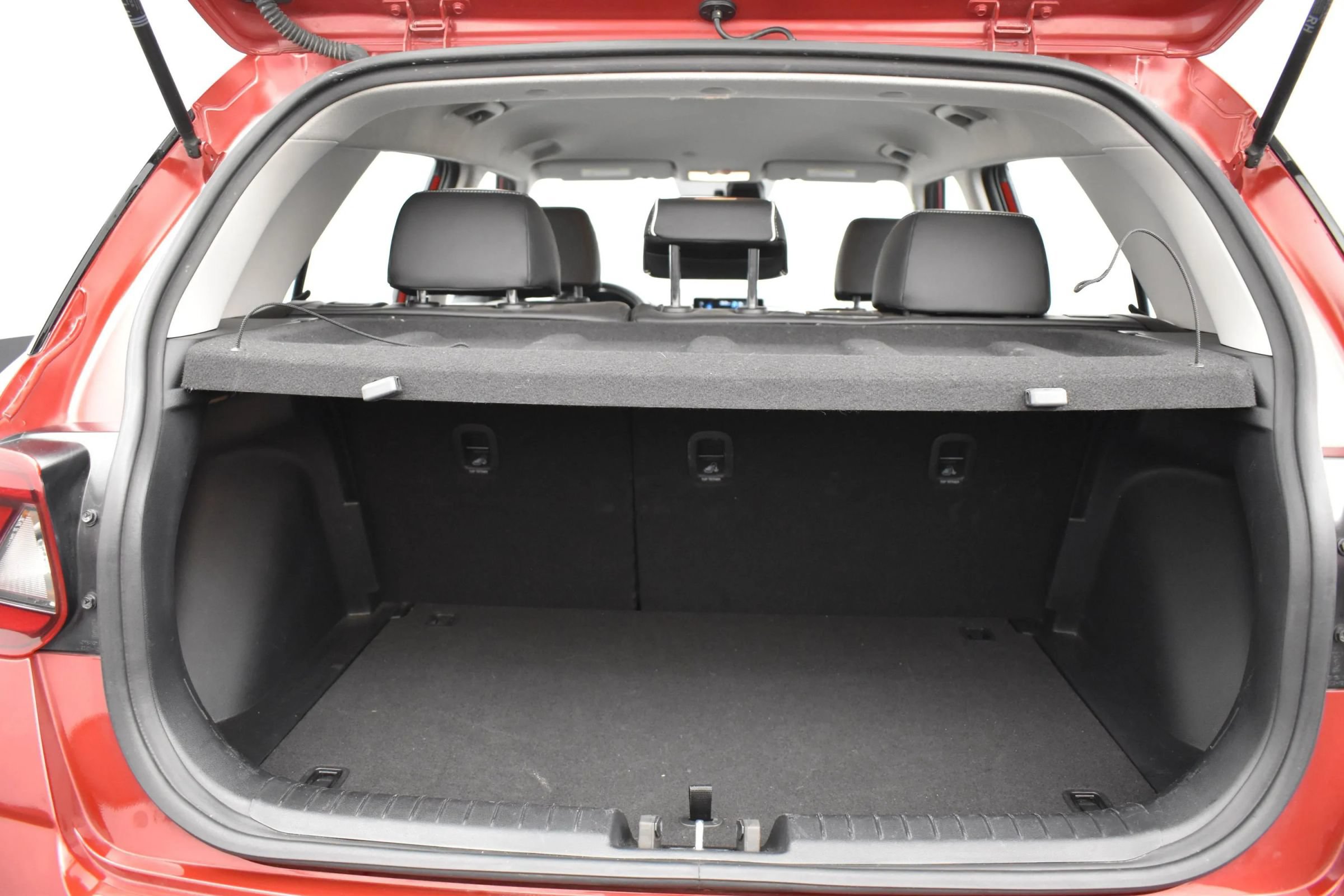 Used 2025 Hyundai Venue Limited FWD image 16