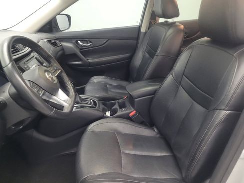 Used 2019 Nissan Rogue SL w/ Premium Package FWD image 17