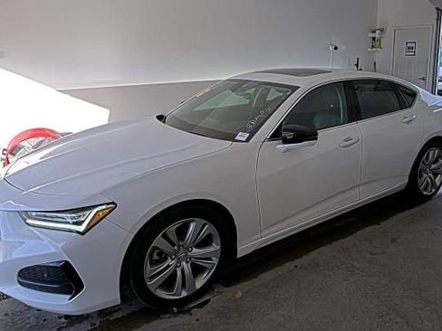 Used 2023 Acura TLX w/ Technology Package image 18