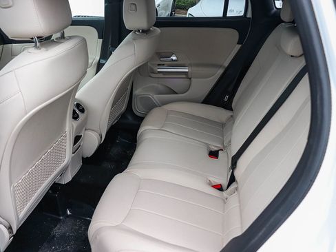 Certified 2025 Mercedes-Benz GLA 250 image 20