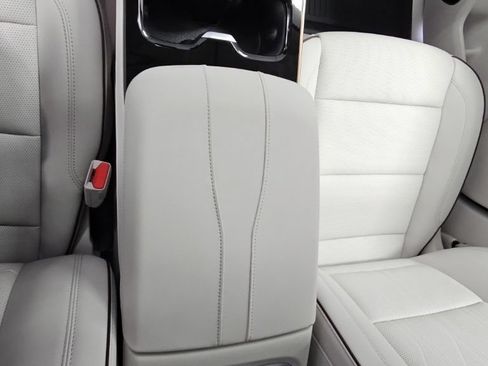 New 2026 Buick Enclave Avenir w/ Super Cruise Package FWD image 21
