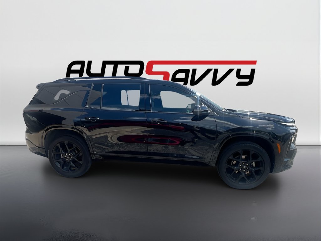 Used 2024 Chevrolet Traverse RS w/ LPO, Floor Liner Package FWD image 8