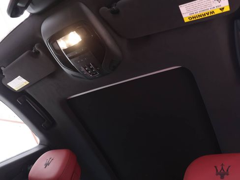 Used 2022 Maserati Levante GT image 23