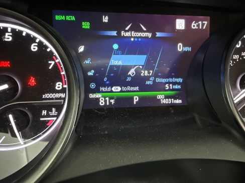 Used 2023 Toyota Camry SE w/ Cold Weather Package AWD/4WD image 10