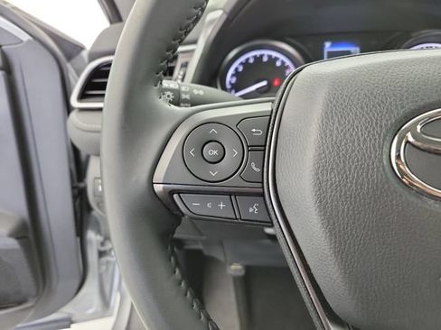 Used 2023 Toyota Camry SE FWD image 22