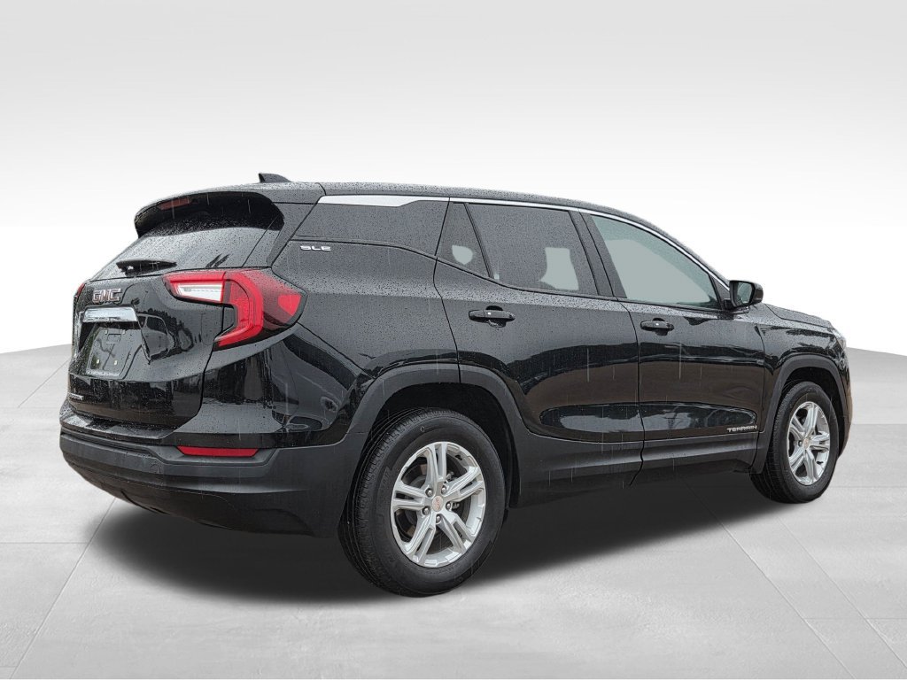 Used 2024 GMC Terrain SLE FWD image 6