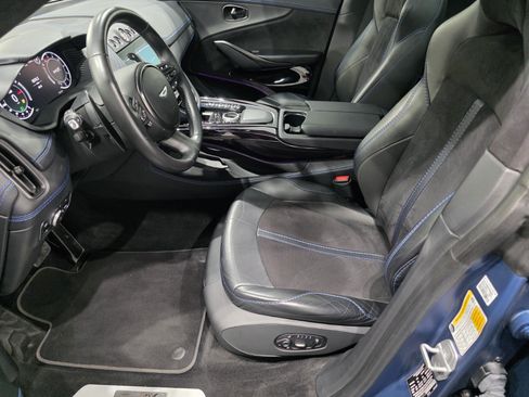 Used 2023 Aston Martin DBX AWD/4WD image 17