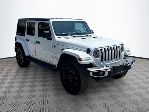 Used 2023 Jeep Wrangler Unlimited Sahara w/ Cold Weather Group AWD/4WD image 4