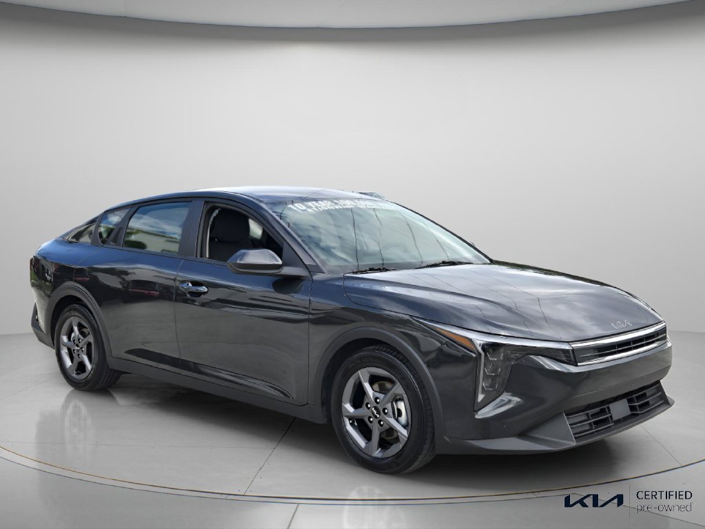 Certified 2025 Kia K4 FWD image 9