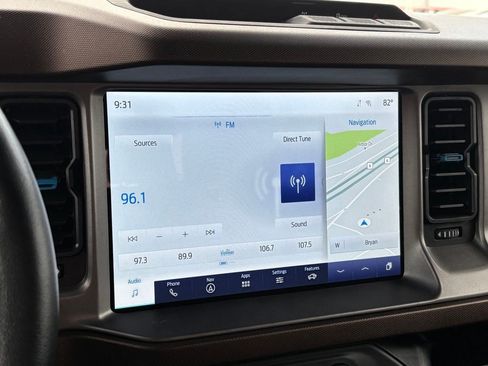Used 2023 Ford Bronco Outer Banks AWD/4WD image 19