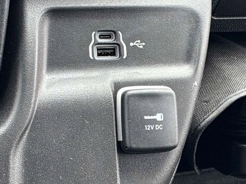 Used 2026 RAM ProMaster 2500 w/ Safety Group FWD image 29