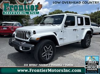 Used 2025 Jeep Wrangler Unlimited Sahara AWD/4WD video 1
