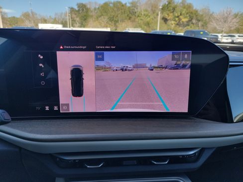 Used 2025 Audi Q5 Premium Plus w/ Premium Plus image 25