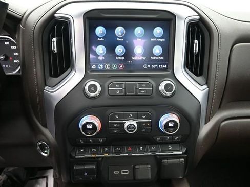 Used 2021 GMC Sierra 1500 SLT image 39