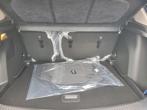 New 2026 Buick Encore GX Avenir w/ Avenir Technology Package AWD/4WD image 18