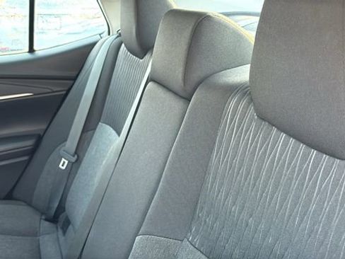 Used 2025 Toyota Camry LE image 28