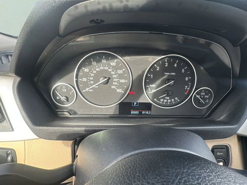 Used 2018 BMW 320i Sedan image 26