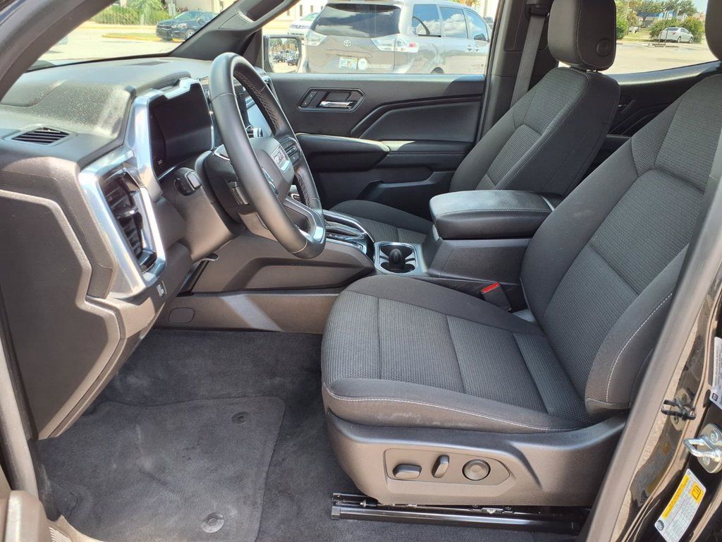 Used 2025 GMC Canyon Elevation w/ Convenience Package AWD/4WD image 22