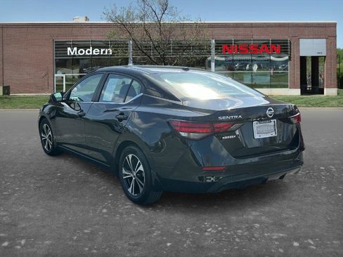 Used 2023 Nissan Sentra SV image 2