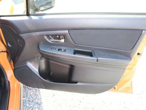 Used 2013 Subaru Crosstrek 2.0i Premium AWD/4WD image 20