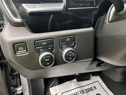 Used 2023 GMC Sierra 1500 Elevation image 19