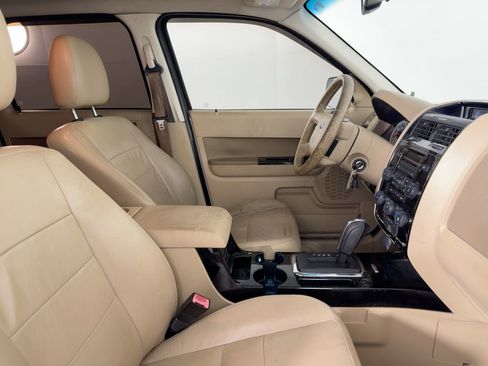 Used 2011 Ford Escape Limited w/ 302A Rapid Spec Order Code image 29