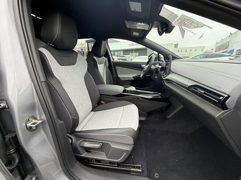 New 2025 Volkswagen ID.4 Pro image 20