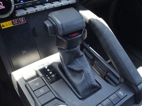 Used 2024 Toyota Tacoma TRD Sport w/ TRD Sport Premium Package RWD image 12