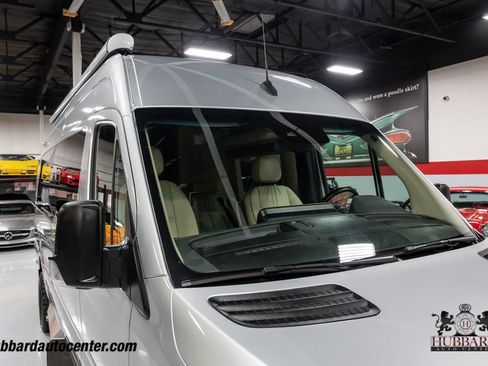 Used 2020 Mercedes-Benz Sprinter 3500 image 17