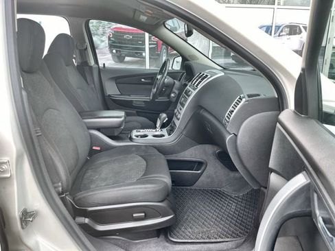 Certified 2012 GMC Acadia SLE image 26