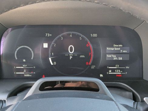 Certified 2025 Lexus GX 550 w/ Accessory Package (2T) image 7